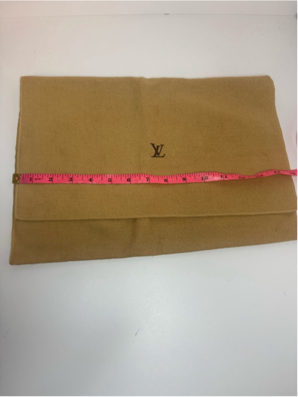 #376 Louis Vuitton Tan Fold-Over Dust Bag with LV Monogram - Picture 6 of 7
